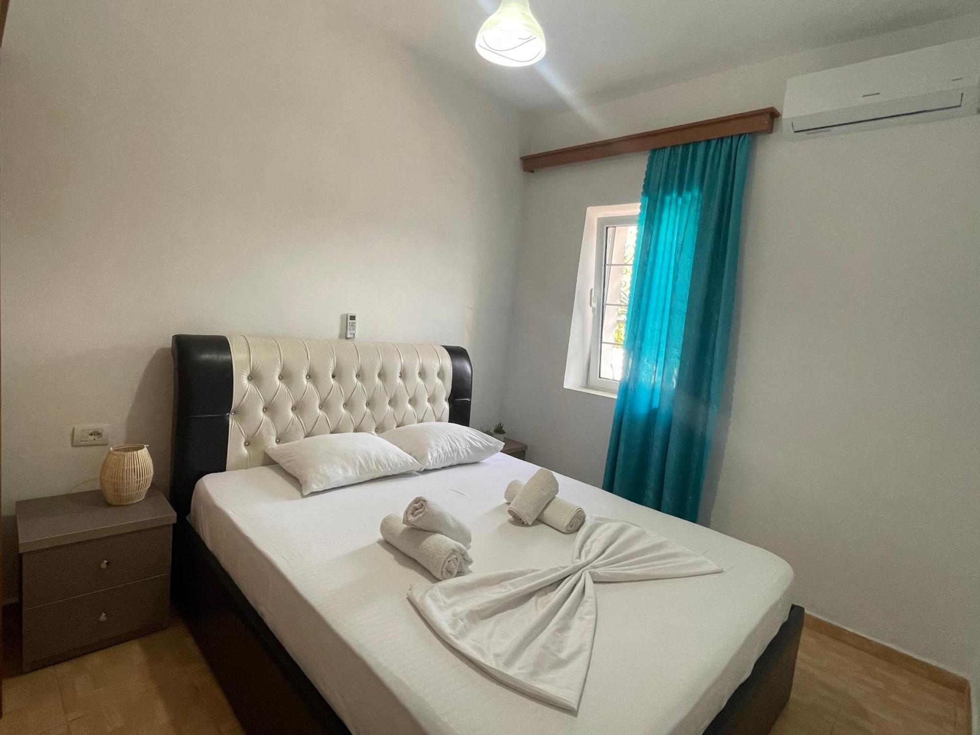 Guesthouse Dollomaja Ksamil Luaran gambar
